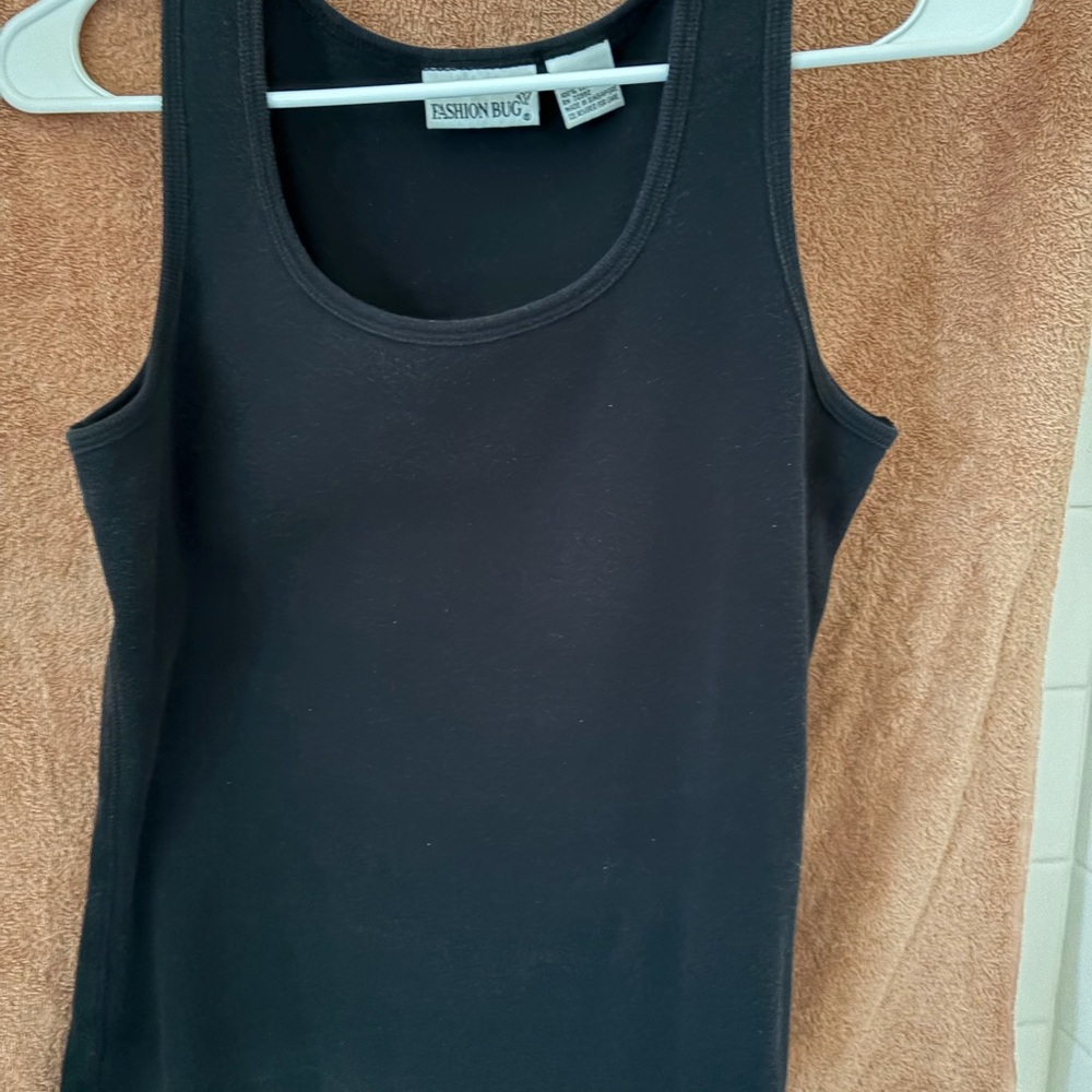 Fashion Bug Women's Black Scoop Neck Tank Top
